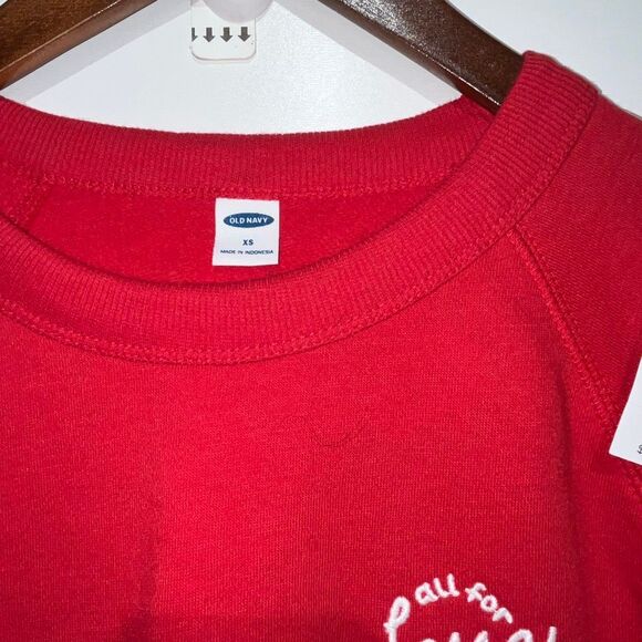 Old Navy Women's Red ‘All For Love’ Crewneck Pullover Sweatshirt Size XS NWT - Picture 5 of 10